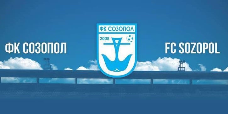 Кадрови проблеми за Созопол преди мача с Димитровград В Созопол трябва да разрешат още един кадрови проблем преди двубоя от 36-ия кръг в Югоизточната Трета лига срещу Димитровград. Мачът е насрочен за събота от 18:00 часа в Димитровград. Младият Габриел Джантов получи контузия при вчерашната победа срещу Загорец с 1:0 и ще пропусне визитата през уикенда. С травма е и Тодор Петков, а Петър Зелямов е с разтегната връзка на глезена - и двамата са аут за гостуването. Добрата новина е, че след наказание се завръща Станислав Митов.