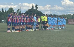 Асеновец U17 продължава с отлична форма в Зонална група-Пловдив Асеновец (Асеновград) U17 (Набор 2008) продължава своето впечатляващо представяне в Зонална група-Пловдив за юноши младша възраст. В мач от последния кръг възпитаниците на старши треньора Костадин Пейчев постигнаха категорична победа срещу Пловдив със 7:2. С по два гола се отличиха Каан Али, Валентин Янчев и Любомир Димов, а един добави Крис Апостолов. "Можехме да реализираме много повече попадения. Поздравявам момчетата и им благодаря за представянето в пореден мач", коментира наставникът Пейчев. След този кръг отборът заема временно 4-то място с 41 точки, като до края на сезона има да изиграе само още един двубой - отложен от по-рано през сезона, срещу категоричния лидер в първенството Арда (Кърджали).