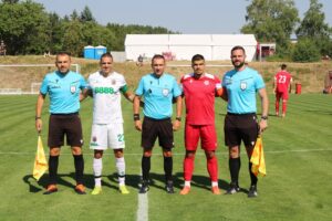 Ботев (Ихтиман) постигна победа с 3:1 срещу Септември II в контролен мач, който се проведе на стадиона в Герман. Головете за успеха бяха дело на Стефан Велев, Николай Маринов - Маргина и Борис Георгиев. Отборът от Ихтиман пропусна и дузпа, но показа отлична игра и заслужено грабна победата. Следващата контрола на Ботев (Ихтиман) е насрочена за 23 август (сряда) като гост на Пирин Разлог. Това ще бъде предпоследната проверка за тима, ръководен от старши треньор Валери Свиленов, а последната е срещу Септември Симитли. ПРОГРАМА ЗА ЛЯТНАТА ПОДГОТОВКА 28 юни, Първа тренировка 05 юли, Ботев (Ихтиман) – ЦСКА II 1:3 12 юли, Ботев (Ихтиман) – Хебър (Пазарджик) 1:3 19 юли, 10:00 часа, Ботев (Ихтиман) – Септември 2 (София) 3:1 23 юли, Ботев (Ихтиман) – Пирин (Разлог) 26 юли, Ботев (Ихтиман) – Септември (Симитли)