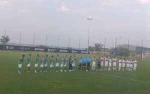 ФК Секирово от Раковски завърши наравно 1:1 при гостуването си на Атлетик Куклен в третата си лятна контрола. Това беше първият случай, при който "секирите", водени от Иван Петров, успяха да отбележат гол в приятелските си мачове от предсезонната подготовка и да не загубят. Домакините от Куклен поведоха в 5-ата минута, когато Борислав Хадижев отбеляза с глава след центриране от фланга. Малко преди края на първото полувреме Запрян Запрянов успя да изравни резултата. През второто полувреме и двата отбора имаха възможности за победа, но "секирите" изглеждаха по-свежи и пропиляха четири добри положения за пълен обрат. Атлетик също имаше своите шансове към края на мача, но не успя да отбележи. Изказване на президента на ФК Секирово Стефан Пенсов след мача: "Получи се добра контрола. За съжаление не бяхме в пълен състав. Равам се, че бяхме по-свежи през второто полувреме предвид по-малката група, с която пътувахме. Лошите новини са свързани с не малко контузии." Следваща проверка за Секирово е срещу Асеновец Асеновград. Двубоят ще се проведе в събота, 23 юли, от 19:00 часа по искане на отбора от Асеновград и ще се състои на стадиона в Момино село. Контроли на ФК Секирово това лято: 12 юли, тристранен турнир (по едно полувреме, 45 минути): Атлетик (Куклен) - Секирово 2:0 и Спартак (Пловдив) - Секирово 3:0 19 юли, 10:00 - Спартак (Пловдив) - Секирово 4:0 23 юли, 19:00 - Атлетик (Куклен) - Секирово 1:1 26 юли, 19:00 - Секирово - Асеновец (Асеновград)
