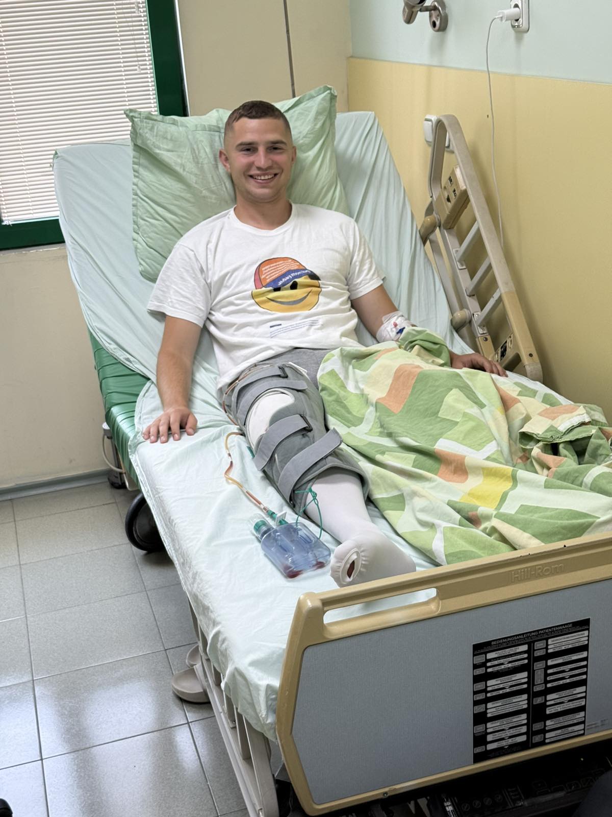 Един от основните играчи на Черноморец Балчик - Иван Жечков, премина успешно планова операция на скъсана предна кръстна връзка на коляното. Интервенцията беше извършена от д-р Валери Петров в болница "Софиямед" и премина без усложнения. Предстои период на възстановяване.