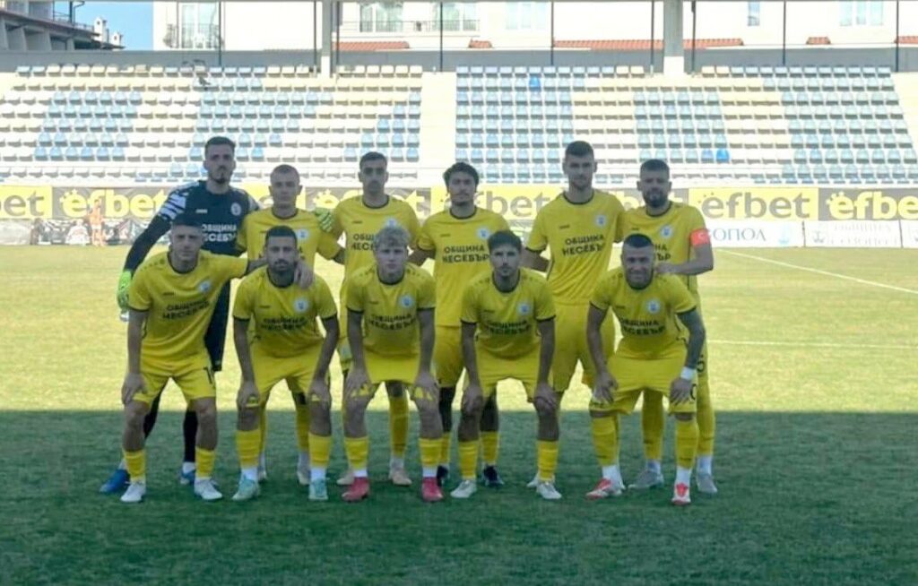 ОФК Несебър отпадна от турнира за Купата на Аматьорската лига, след като загуби гостуването си на ФК Созопол с 0:1 в мач от предварителните кръгове. Единственото попадение реализира Жулиен Тел от фаул в 23-ата минута, с което донесе успеха на тима от Созопол. Това бе трети мач между двата тима за по-малко от месец, като предишните два бяха спечелени от ОФК Несебър с резултат 2:1 - в областен полуфинал за Купата на България и за първенство в последния кръг от Югоизточната Трета лига. Следващият двубой на ОФК Несебър е на 27 септември (събота) като домакин на Родопа (Смолян).