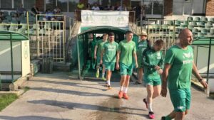 Драматично равенство 2:2 беляза двубоя на Пирин ГД от 14-ия кръг на Югозападната Трета лига. Тимът не успя да победи Германея Сапарева баня, въпреки че в 93-ата минута водеше с 2:1 след точно изпълнена дузпа. В 96-ата обаче съдията реши, че е време да даде още един наказателен удар, но този път в полза на Германея и съперникът изравни. Идващата събота Пирин ГД гостува на Струмска слава Радомир и вече ще може да използва завръщащия се след наказание централен нападател Виктор Шишков. "Голяма драма, съдията изигра своята роля. Все пак равностоен мач, но ни е яд, че не го спечелихме. Два слаби отбора играещи слаб футбол. Дано в следващия мач вземем трите точки, защото тази позиция в дъното на таблицата ни тежи", каза за клубния сайт помощник-треньорът на Пирин ГД Любомир Гуцев.