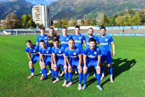 Левски (Карлово) ще се изправи отново срещу Асеновец (Асеновград) според жребия за Купата на аматьорската лига в Област Пловдив. Срещата от първия кръг на турнира ще се състои в сряда, 5-ти ноември, на стадион "Васил Левски" в Карлово. При успех карловци ще гостуват седмица по-късно на Гигант (Съединение). "Дано нашите футболисти да са си починали добре и да си гледаме първенството. Трябва да играем и за купата, така или иначе. Какъвто и да е жребият, приемаме го. Има някои отбори, които се паднаха с тимове от по-долни ниво. Но за нас е добре този двубой, защото 10 дни нямаме мач. Ще видим кой как се е възстановил. Очаква ни изключително важен месец, защото всички гледат първите и последните двубои от полусезона. Надяваме се, че ще се представим добре.", сподели техническият директор на отбора Мирослав Банчевски. Левски за последно победи Асеновец (Асеновград) с 4:1 в мач от 14-ия кръг за първенство. В момента отборът е в почивка, след което ще срещне отново асеновградчани, преди да се върне към ангажиментите си в шампионата с нов домакински сблъсък срещу Димитровград 1947.