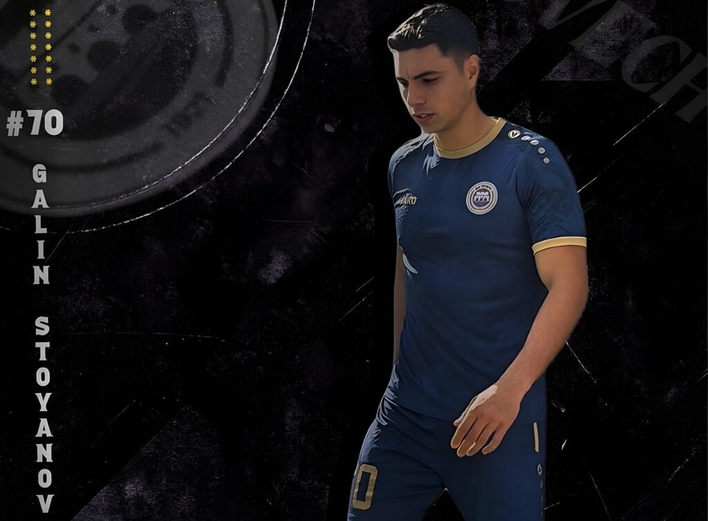 Нападателят на ФК Ловеч, Галин Стоянов, завърши като голмайстор №1 на полусезона в Северозападната Трета лига. Звездата на ловчанлии отбеляза 13 гола в 11 изиграни мача, заслужено оглавявайки голмайсторската листа. На второ място се нарежда опитният Любомир Генчев от Янтра (Полски Тръмбеш) с 10 гола в 11 мача, а Топ 3 завършва с Клейтън Тиесън от Бдин (Видин). В своята кариера, Стоянов е играл още за Добруджа, Севлиево и Локомотив Дряново.