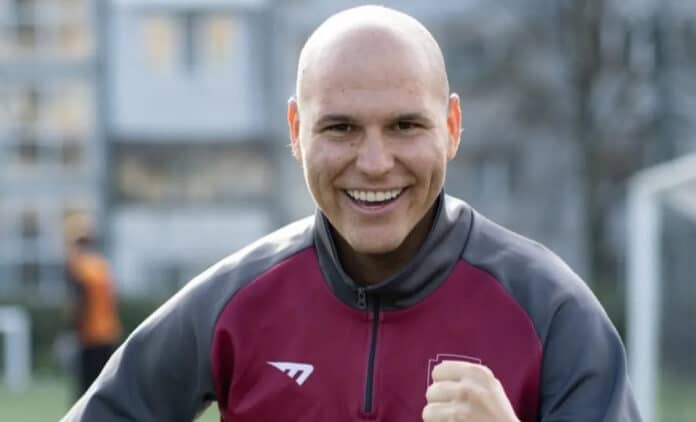 Старши треньорът на Черноморец (Балчик), Иван Станчев, изрази мнението си за днешната победа на тима с 3:0 като гост на СФК Светкавица 2014 в Търговище. Станчев остана доволен от успеха, но изрази съжаление за червения картон, който отборът получи: Доволни сме, че взехме победата. Рано успяхме да отбележим и си направихме мача лесен. За жалост, при резултат 0:3 в наша полза Иван Томов получи червен картон. Трябва да действаме по-зряло в такива ситуации. Успяхме да дадем повече време на младите момчета от състава, които се включиха от резервната скамейка. Те обаче трябва да работят още по-здраво и да използват всяка една възможност да се доказват на терена. Започваме да се готвим за домакинството срещу Нови пазар в събота. С последното си домакинство за сезона, Черноморец ще приеме Ботев (Нови пазар) на 29 ноември, събота, от 14 часа.