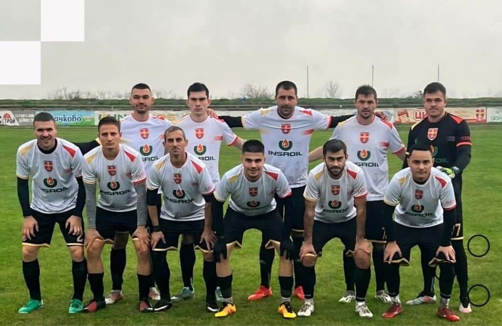 ФК Раковски стартира зимна подготовка на 12 януари 2026 година На 12 януари играещият старши треньор Валери Домовчийски ще събере тима за първа тренировка за новата година. В паузата са договорени четири контролни срещи преди подновяване на сезона в Югоизточната Трета лига. Първата е срещу ФК Национал, следват проверки с Марица Пловдив, дубъла на Локомотив Пловдив и ФК Садово. ПРОГРАМА 12 януари – Първа тренировка 24 януари – ФК Раковски - Марица Пловдив 31 януари – ФК Раковски - Локомотив II Пловдив 8 февруари – ФК Раковски - ФК Садово Часовете и местата на срещите ще бъдат уточнени допълнително.