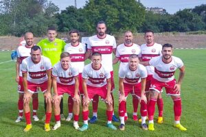 Отборът на Партизан (Червен бряг) ще изиграе четири приятелски мача по време на зимната си подготовка. Възпитаниците на Николай Боянов ще се съберат за първи път в последната седмица на януари или в началото на февруари. Засега са насрочени проверки с три отбора, а за четвъртия се очаква потвърждение. "Партизаните" със сигурност ще излязат на терена на 14 февруари срещу Академик (Свищов), на 21 февруари срещу ФК Троян и на 28 февруари срещу Локомотив (Мездра). Срещата с Ювентус (Малчика) се очаква да бъде на 7 февруари, като все още се уточнява окончателната дата. Вече е ясно, че пролетният дял от първенството на Северозапад стартира на 7 март, събота, когато Партизан е гост на Ком (Берковица). По време на зимната пауза се очакват нови попълнения, които ще бъдат обявени, когато сделките се финализират. Програма с контролите на Партизан (Червен бряг) през зимата: Партизан - Ювентус (Малчика) - 07.02 (очаква се потвърждение) Партизан - Академик (Свищов) - 14.02 Партизан - ФК Троян - 21.02 Партизан - Локомотив (Мездра) - 28.02