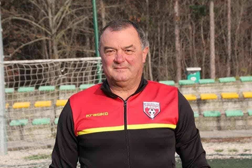 Честит рожден ден на Валентин Пейчев Днес рожден ден празнува треньорът на ФК Рилци (Добрич) Валентин Пейчев. Клубната легенда на Добруджа (Добрич) навършва 64 години. Пейчев има 15 сезона зад гърба си с екипа на добричлии, а от 2021 година е старши треньор на другия тим от града — ФК Рилци. Пожелаваме ти здраве, постоянство и удовлетворение от всяка стъпка по треньорския път. Нека трудът ти да бъде ценен, усилията – възнаградени, а работата с футболистите да ти носи уважение и вдъхновение. Продължавай да предаваш знания, характер и любов към играта, и да оставяш следа у хората, с които работиш. Успех и много поводи за усмивки, тренер!