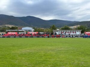 Атлетик (Куклен) с шест контроли през зимната подготовка Представителният отбор на Атлетик (Куклен) ще изиграе общо 6 контроли по време на зимната подготовка преди подновяването на сезона в Югозападната Трета лига. Тимът вече се събра за първа тренировка на 8 януари, а първата контрола е планирана за 18 януари срещу Лесичово (Пазарджишко). Следват проверки срещу Марица (Милево) и юношите на Ботев (Пловдив) до 18 години. За 31 януари е планиран блицтурнир между Атлетик (Куклен), Родопа (Смолян) и юношите на Локомотив (Пловдив), а контролите приключват на 7 февруари срещу Гигант (Съединение). ПРОГРАМА 8 януари, Първа тренировка 18 януари, Атлетик (Куклен) - Лесичово (Пазарджик) 21 януари: Атлетик (Куклен) - Марица (Милево) 24 януари: Атлетик (Куклен) – Ботев U18 (Пловдив) 31 януари, Атлетик (Куклен), Родопа (Смолян), Локомотив U18 (Пд) (турнир) 7 февруари: Атлетик (Куклен) - Гигант (Съединение)