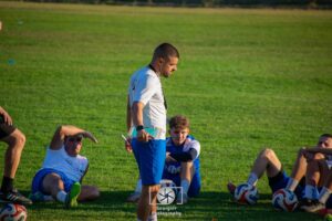 Германея приема ФК Банско в контролен мач Германея (Сапарева баня) ще приеме ФК Банско във втората си контрола от началото на зимната подготовка. Двубоят е на 31 януари (събота) от 12:00 часа в Сапарева баня. Тимът, воден от старши треньора Асен Нешев, вече изигра една контрола, в която разби Пирин (Разлог) с 5:1. ПРОГРАМА 24.01. Германея - Пирин Разлог 5:1 31.01. Германея - ФК Банско 7 февруари, Германея - Септември Симитли 14 февруари, Германея - ФК Кюстендил