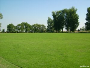 Гигант (Съединение) играе контрола с Атлетик (Куклен) в Катуница Предстоящата контрола на Гигант (Съединение) срещу Атлетик (Куклен) ще се проведе на стадиона в село Катуница. Мачът е тази събота (7 февруари) от 14:00 часа. Това е последната проверка на Гигантите преди подновяването на сезона в Югоизточната Трета лига. ПРОГРАМА 7 януари, Старт на подготовката 17 януари, Гигант – Спартак (Пловдив) 2:3 24 януари, ФК Димитровград – Гигант 1:4 31 януари, Гигант – Оборище (Панагюрище) 4:1 7 февруари, Гигант – Атлетик (Куклен) (14:00 часа) Пролетният дял от сезона в Югоизточната Трета лига стартира на 14 февруари, като първият двубой на Гигант е гостуване на дубъла на Локомотив (Пловдив).