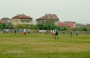 Контролата с ФК Чавдар (Пловдив) отменена Планираната за събота приятелска среща с ФК Чавдар (Пловдив) няма да се проведе. Причината за отменянето е влошеното състояние на терените заради неблагоприятните метеорологични условия. Поради това най-вероятно тимът няма да изиграе повече контроли, тъй като следващата събота, 14 февруари, се подновява първенството на Югоизточната Трета лига. В първия пролетен кръг Асеновец ще бъде домакин на Марица (Пловдив).