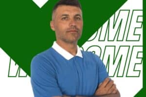 Бенковски (Исперих) започва официалните мачове с обл. 1/2-финал за Купата на Аматьорската лига Бенковски (Исперих) приключи подготовката си и се готви за първия официален двубой за годината. Срещата е в събота, 14 февруари, от 14:00 часа — областен 1/2-финал за Купата на Аматьорската лига срещу Черноморец (Балчик). След края на подготвителния период старши треньорът Николай Кънчев сподели впечатления и цели преди старта на официалните срещи: "Изключително съм доволен от проведената подготовка. Благодаря на всички футболисти за положеното старание по време на тренировките и контролите. Изиграхме полезни проверки, в които опитваме да се подобряваме. Разбира се, има още върху какво да работим - създаваме много положения, но трябва да подобрим реализацията. Хубавото обаче е, че създаваме ситуации", коментира Кънчев пред официалния сайт на Бенковски Исперих. "Смятам, че с привличането на новите попълнения ще станем още по-силни през пролетта. Според мен много малко отбори от Трета лига могат да се похвалят с толкова футболисти, играли професионален футбол. И то на сравнително малка възраст. Така че имам конкуренция в състава, което няма как да не ме радва", добави още наставникът. "Целите ми през пролетта? Да подобрим представянето ни като гост. Ние сме много добър домакин, но искам и в гостуванията да се представяме по-стабилно, да не бъдем толкова колебливи. А с това ще дойде и подобряването на класирането", каза още Кънчев. Двубоят срещу Черноморец (Балчик) ще бъде първият официален мач за Бенковски този сезон и ще даде ясна представа за формата на отбора след зимната подготовка.