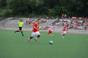 Марица (Милево) гостува на ОФК Хасково на изкуствен терен Марица (Милево) ще изиграе първия си официален двубой в Югоизточната Трета лига на изкуствен терен. В събота (14 февруари) от 14:00 часа тимът, воден от старши треньор Иван Кочев, ще бъде гост на ОФК Хасково. Заради лошото състояние на основния терен, срещата ще се проведе на поле с изкуствена настилка.