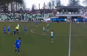 Черноморец (Балчик) победи Бенковски (Исперих) с 3:2 и се класира за финала в областта Бенковски (Исперих) загуби с 2:3 от Черноморец (Балчик) в областен полуфинал в турнира за Купата на Аматьорската футболна лига. Мачът предложи пет гола и редица интересни моменти, като в крайна сметка гостите от Балчик се класираха за финала в областта, където ще срещнат Септември (Тервел). Хронология на попаденията: 14' – Кристо Начков (Черноморец) откри резултата. 23' – Светослав Николов (Бенковски) изравни с впечатляващо изпълнение от пряк свободен удар. 53' – Стефан Митев (Черноморец) върна преднината на гостите за 1:2. 66' – Марин Петков (Бенковски) реализира дузпа и възстанови равенството 2:2. 82' – Стефан Митев донесе победата на Черноморец с втория си гол в мача. За Бенковски (Исперих) това ще е последна седмица преди подновяването на срещите от Североизточната Трета лига. На 21 февруари тимът гостува на Доростол (Силистра) в първия пролетен кръг от шампионата.