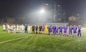 Янтра (Полски Тръмбеш) обърна Етър II и спечели с 4:3 в контрола Янтра (Полски Тръмбеш) постигна обрат и победи дублиращия отбор на Етър (Велико Търново) с 4:3 в поредната си контрола от зимната подготовка. Двубоят се игра на осветление на терена с изкуствена трева "Трифон Иванов" във Велико Търново. Николай Иванов даде преднина на Янтра (Полски Тръмбеш), но домакините обърнаха резултата след голове на Кристиян Кънчев и Ивайло Чапкънов. При резултат 2:1 за дубъла на болярите приключи и първото полувреме. В началото на втората част Димитър Байдаков вкара за 3:1 в полза на домакините. До края на двубоя на терена сякаш имаше само един отбор и това бе Янтра (Полски Тръмбеш), който наниза 3 гола и стигна до обрата с 4:3. За успеха се разписаха Момчил Кузманов, Християн Ганев и пак Момчил Кузманов. Следващата планирана контрола е на 21 февруари срещу Павликени. ЗИМНА ПОДГОТОВКА 26.01., Старт на подготовката 31.01., Янтра (ПТ) – Янтра (Габрово) U18 2:1 04.02., Янтра (ПТ) – Етър U17 4:0 08.02., Янтра (ПТ) – Левски (град Левски) 2:2 14.02., Янтра (ПТ) – Етър II 4:3 21.02., Янтра (ПТ) – Павликени 28.02. Янтра (ПТ) – Троян