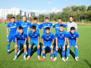 Асеновец (Асеновград) привлече още едно ново попълнение за пролетния дял от сезона в Югоизточната Трета лига. Съставът се засили с Ангел Тосев (роден 2006 година), който играе като вътрешен полузащитник. Тосев е юноша на Марица (Пловдив) и за последно бе част от втория отбор на клуба.