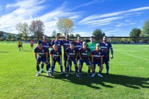 Отложиха мача между Светкавица Търговище и Черноломец (Попово) Срещата между Светкавица Търговище и Черноломец (Попово) от 19-ия кръг на Североизточната Трета лига беше отложена. Първоначално двубоят бе насрочен за събота, 28 февруари, от 14:00 часа. Новата дата за провеждане на мача е в края на април. На 29-ти, сряда, стадион „Димитър Бурков“ е определен да приеме сблъсъка.