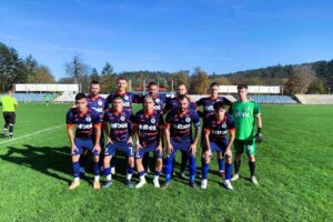 Двубоят на Светкавица с Бенковски (Исперих) отложен И вторият мач на Светкавица Търговище от пролетния полусезон беше отложен. Тимът трябваше да приеме Бенковски (Исперих) утре, 7-ми март, от 15:00 часа в среща от ХХ кръг на Североизточната Трета лига. Двубоят обаче се отлага за 22 април, сряда, от 15 часа.