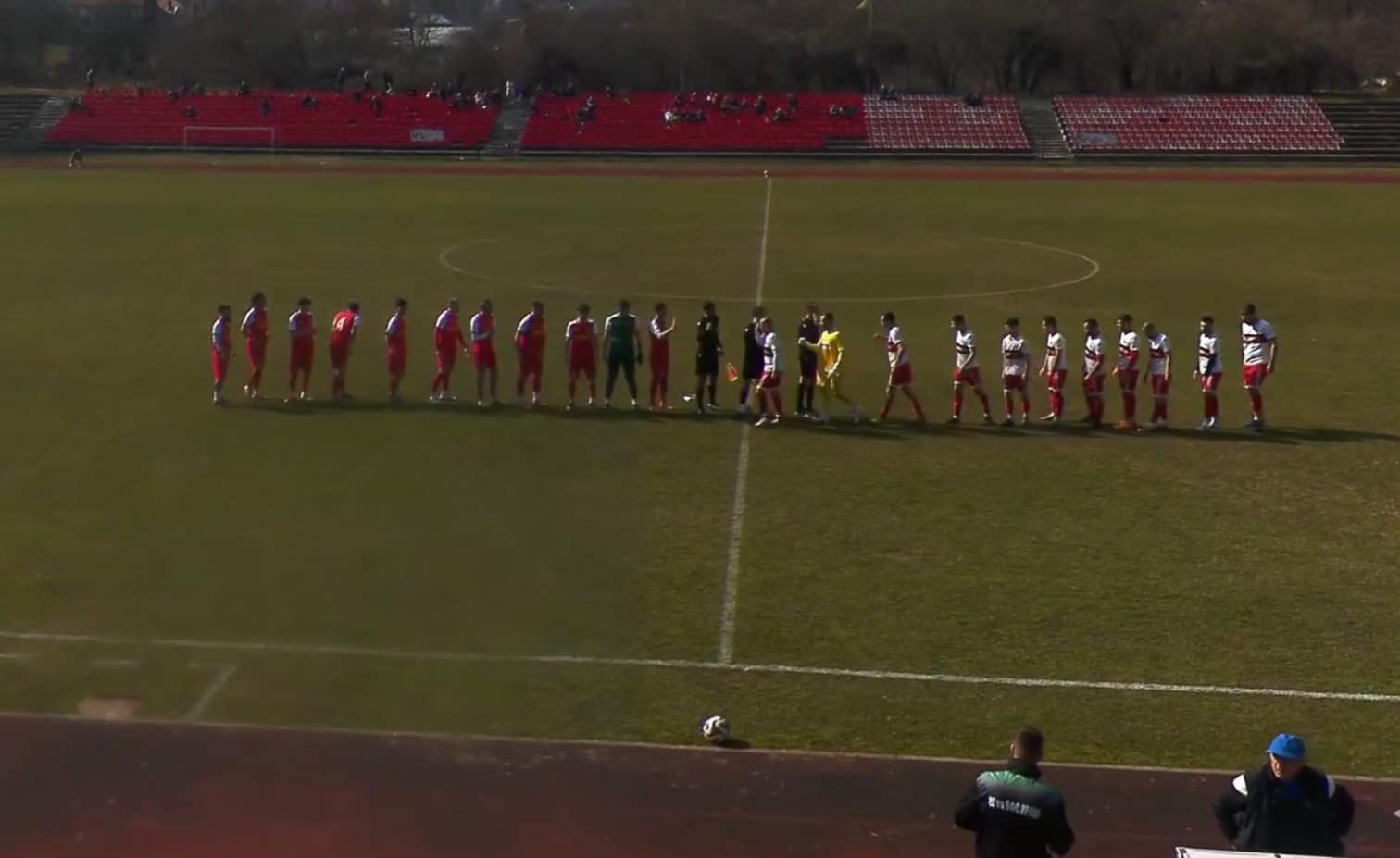 Партизан (Червен бряг) победи Ком (Берковица) с 2:0 в първия пролетен кръг Партизан (Червен бряг) победи с 2:0 като гост Ком (Берковица) в първия пролетен кръг от Северозападната Трета лига. Тимът на Николай Боянов реши срещата през втората част. Иван Кирилов откри в 72-рата минута, а малко преди края Кристиян Иванов засече подаване от свободен удар и оформи крайния резултат. Това е трети успех за Партизан в шампионата и значително по-добър старт в сравнение с първия полусезон. В следващия си мач Партизан ще бъде домакин на ОФК Павликени.