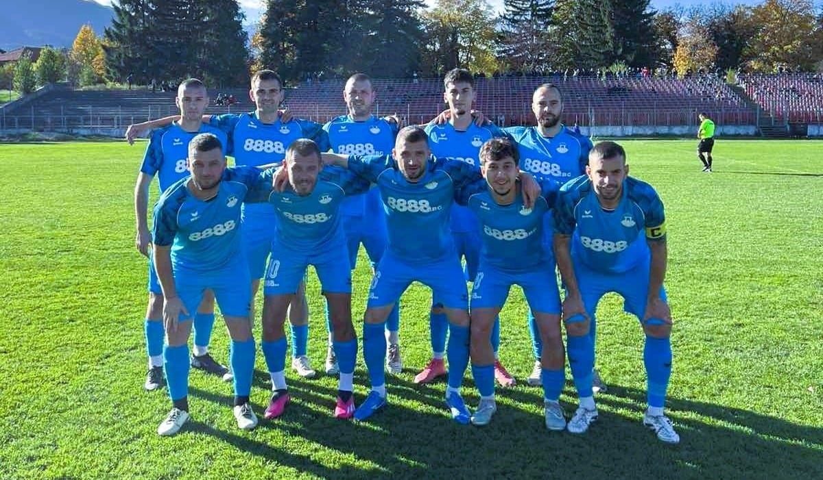 Септември II (София) победи Пирин (Разлог) с 3:0 Пирин (Разлог) загуби с 0:3 при визитата си на Септември II (София) в 22-ия кръг на Югозападната Трета лига. Първото полувреме завърши без голове. Едва 80 секунди след началото на второто полувреме Преслав Георгиев откри резултата с далечен удар, при което вратарят Иван Димитров направи не особено качествена намеса. В 78-ата минута Емил Панов центрира отдясно и Андрей Дудоленски удвои за домакините. Крайното 3:0 оформи Су Мулдер две минути преди края на редовното време, засичайки с глава центриране от корнер. В следващия си двубой Пирин ще е домакин на ФК Кюстендил.