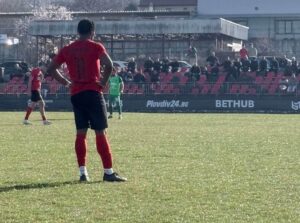 Атлетик (Куклен) загуби у дома от Секирово с 0:1 Атлетик (Куклен) разочарова верните си фенове, след като “Баските” паднаха на собствен терен от Секирово с 0:1 в мач от 23 кръг на Югоизточната Трета лига и усложниха позицията си в класирането. Единственото попадение бе реализирано в началото на второто полувреме от Димитър Петров. Кукленци отново играха сравнително добър мач, но загубиха концентрация след почивката и платиха цената за това. Благодарим на верните ни фенове за подкрепата. След този кръг “Баските” заемат временно 16-о място с 23 точки.