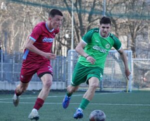 Пирин (Гоце Делчев) падна с 0:2 от дублиращия отбор на Септември (София) Пирин (Гоце Делчев) загуби с 0:2 в отложен мач от 20-ия кръг на Югозападната Трета лига, срещу дублиращия тим на Септември (София). Двубоят се проведе на изкуствения терен на 57-мо училище в столицата. Още до почивката домакините успяха да си осигурят победата — първото попадение бе дело на Никола Генчев, а по-късно самият той асистира на Сю Мюлдер за крайното 2:0. В следващия кръг, още в събота, възпитаниците на старши треньора Радослав Джугданов ще приемат Сливнишки герой.