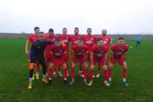 ФК Рилци (Добрич) гостува на Лудогорец III на 18 март, променен е часът на мача ФК Рилци (Добрич) ще изиграе следващия си шампионатен мач в сряда, 18 март, от 18:30 часа. Тимът гостува на Лудогорец III (Разград) в отложен сблъсък от 18-ия кръг на Североизточната Трета лига. Първоначално срещата беше насрочена за 15:30, но часът бе променен и мачът ще започне три часа по-късно — в 18:30. Двубоят, който по програма трябваше да се проведе утре, 14 март (събота), срещу Светкавица (Търговище) в Добрич, няма да се състои. Очаква се Зоналният съвет да даде повече подробности за причината и евентуалната нова дата. За визитата в Разград ще бъде наказан Гюрсел Осман — той получи петия си жълт картон в последния мач на Рилци, загубен с 1:2 от Олимпик (Варна).