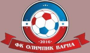 Олимпик (Варна) победи Фратрия II с 3:1 в 21-ия кръг на Североизточната Трета лига Олимпик (Варна) записа втора поредна пролетна победа, надделявайки като гост над Фратрия II с 3:1 в среща от 21-ия кръг на Североизточната Трета лига. Варненци доминираха през по-голямата част от мача. В 30-ата минута Иван Марков откри резултата, а само три минути по-късно беше отсъден дузпа за Олимпик за игра с ръка на защитник на Фратрия. Зад топката застана Александър Гроздев и реализира от бялата точка. В 57-ата минута деветката на тима покачи на 3:0 с глава след центриране отдясно. В 69-ата минута Фратрия стигна до почетно попадение чрез Иван Павлов. Радостта за Олимпик беше допълнена от дебюта на двама юноши на клуба, родени през 2008 година. 25 минути преди края в игра се появи Боян Николов, който влезе като полузащитник. Пет минути по-късно влезе и бранителят Кирил Киряков, застанал като десен бек; той дори имаше шанс да се разпише при излизане сам срещу вратаря, но не успя да намери мрежата. Поздравления за целия отбор и за дебюта на Боян и Кирил! Това са първите крачки към големия футбол!