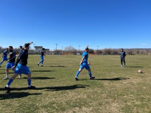 Старши треньорът на ОФК Костинброд остана изключително доволен от днешния успех срещу Струмска слава. Костинброци победиха с 2:1 при визитата си в Радомир. "Една от най-сладките ми победи във футбола! Гордея се с отбора! Невероятни момчета, които оставиха сърцата си на терена. Въпреки гаврата от страна на съдийте към нас и отстъствието на редица водещи футболисти не се пречупихме и успяхме да извоюваме трета поредна победа, което не се беше случвало до сега през сезона. Волята, характера и колектива бяха водещи за да преодолеем умората от натрупалите се мачове и да се поздравим с успеха! Благодаря и на феновете на отбора, които отново бяха до нас! Тази победа е за тях!", заяви Валентинов след третия успех на отбора рамките последните 8 дни. В следващия кръг Костинброд ще приеме Балкан (Ботевград).