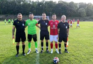 Старши треньорът на ФК Устрем (Дончево) Димитър Димитров сподели очакванията си преди домакинството срещу Септември (Тервел). "Играем местно дерби срещу най-опитния отбор в групата. Имаме настроение в отбора. Надявам се да стане мач, да е хубаво времето и да има публика. Обикновено играем по-добре и по-мобилизирано срещу по-силните отбори, така че ще излезем за победата.", каза Димитров преди срещата с шампионите. Двубоят е в събота, 21 март, от 15:00 часа.