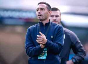 Несебър спечели като гост на Раковски с 4:0 ОФК Несебър записа поредна победа в Югоизточната Трета лига — този път като гост срещу ФК Раковски, завършил 4:0 в полза на делфините. "Момчетата заслужават признание за показаното на терена. Изключително съм доволен от реакцията ни още от първата минута, тъй като влязохме в мача с нужната агресия и устременост. Резултатът 4:0 говори сам по себе си за ефективността ни, но по-важното за мен е начинът, по който контролирахме двубоя през цялото време", коментира Косев пред официалния сайт на ОФК Несебър. "Тази убедителна победа затвърждава добрата ни позиция и показва, че израстваме като колектив с всеки изминал мач. Продължаваме работата си в същия дух, като целта ни е да поддържаме добро ниво и постоянство в представяне ни в предстоящите мачове", добави наставникът. Следващият двубой на делфините е в междинния кръг на 1 април (сряда) от 17:00 часа срещу ФК Созопол.