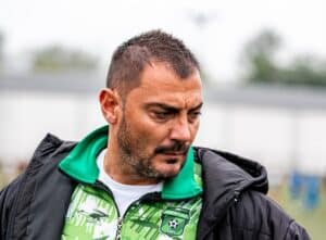 Президентът на ФК Секирово коментира загубата от Асеновец Президентът на ФК Секирово (Раковски) Стефан Пенсов коментира днешното поражение на тима с 1:2 като гост на Асеновец (Асеновград). "Трябва да отбележим факта, че загубихме от отбор, който не тренира, но пък за сметка на това беше мотивиран. За нашия тим по-добре да не казвам нищо, само мога да поздравя Асеновец", заяви Пенсов. "Благодарим отново на вярната публика, която и днес беше по многобройна от домакинската!", добави още президентът на "зелените".