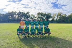 Левски 2007 постигна убедителен успех с 5:2 в контролна среща срещу Ботев (Комарево). Двубоят започна в 14:00 часа днес на стадион "Левски" в едноименния град и се проведе при отлични условия на терена и приятно време. "Зелено-белите" победиха третия в временната таблица на Областна група – Плевен, въпреки че допуснаха ранно изоставане с 0:1. По-късно гостите изравниха за 2:2 и не се предадоха лесно преди домакините да вземат инициативата и да стигнат до крайния резултат. Президентът и треньор на тима Дочко Дочев разполагаше само с 11 футболисти, тъй като останалите отсъстваха предимно по лични ангажименти. Дочев определи проверката като полезна за неговите играчи.