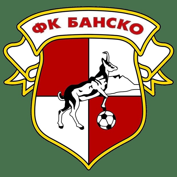 ФК Банско спечели с 1:0 при визитата си на Оборище (Панагюрище) ФК Банско победи с 1:0 като гост коравия отбор на Оборище (Панагюрище) в среща от 30-ия кръг на Югозападната Трета лига. Единственото попадение вкара Георги Фикийн в 55-ата минута, който се превърна в герой за тима в последните няколко кръга. Това бе четвърта поредна победа за „козлите“ и общо шести мач без загуба. Успешната серия изведе ФК Банско временно на 11-о място, само на една точка от десетия Пирин Разлог и на три точки от деветия — дубъла на Септември (София). Първото полувреме бе сравнително равностойно, като и двата тима създадоха положения, но не успяха да се разпишат. В 55-ата минута след добра атака топката стигна до Роман Родопски вдясно пред наказателното поле на домакините. Родопски откри непокрития Фикийн, който с мощен шут завърши атаката и донесе аванс за гостите — 1:0. До края на двубоя Банско имаше още възможности за удвояване на резултата. В заключителните секунди Лазар Еринин се откъсна сам срещу вратаря, бе повален от противников футболист, но главният съдия му показа само жълт картон вместо да го изгони. Добавеното време бе почти удвоено, но гостите устояха и заслужено си тръгнаха от Панагюрище с трите точки.