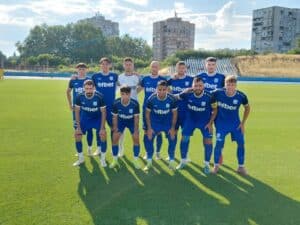 ФК Ямбол загуби с 0:1 от ОФК Несебър в контрола в Ямбол ФК Ямбол падна с 0:1 от ОФК Несебър в контролна среща, играна в Ямбол. Това бе първата проверка за домакините от лятната подготовка. Единственото попадение в мача бе отбелязано през първата част. Състав на ФК Ямбол Първо полувреме Венцислав Янков Атанас Георгиев Добромир Димитровь Николай Йорджев Николай Янков Иван Тошев Мирослав Христов Анжел Петров Янаки Панайотов Георги Динев Виктор Янев Второ полувреме Даниел Амбарцумян Даниел Стоянов Галин Стоянов Николай Йорджев Денис Пътърлъ Иван Дечев Велислав Марков Георги Чолаков Даниел Железчев Алекс Банев Хайри Саралиев