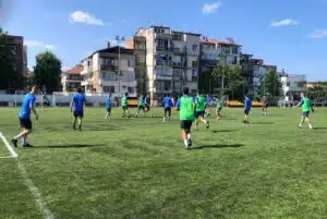 ФК Созопол ще изиграе последната си приятелска среща от лятната подготовка срещу ОФК Карнобат. Контролата е насрочена за 1 август, като към момента начален час е 18:00. Мястото на провеждане ще бъде уточнено допълнително. Тази събота, 25 юли, "небесносините" ще играят предпоследната си проверка срещу Нефтохимик. Програма 6 юли, 15:00 часа, Първа тренировка 11 юли, ФК Созопол – Розова долина 0:4 15 юли, ФК Созопол – Българово 7:2 18 юли, ФК Ямбол - ФК Созопол 1:4 25 юли, ФК Созопол – Нефтохимик 1 август, ФК Созопол - ОФК Карнобат
